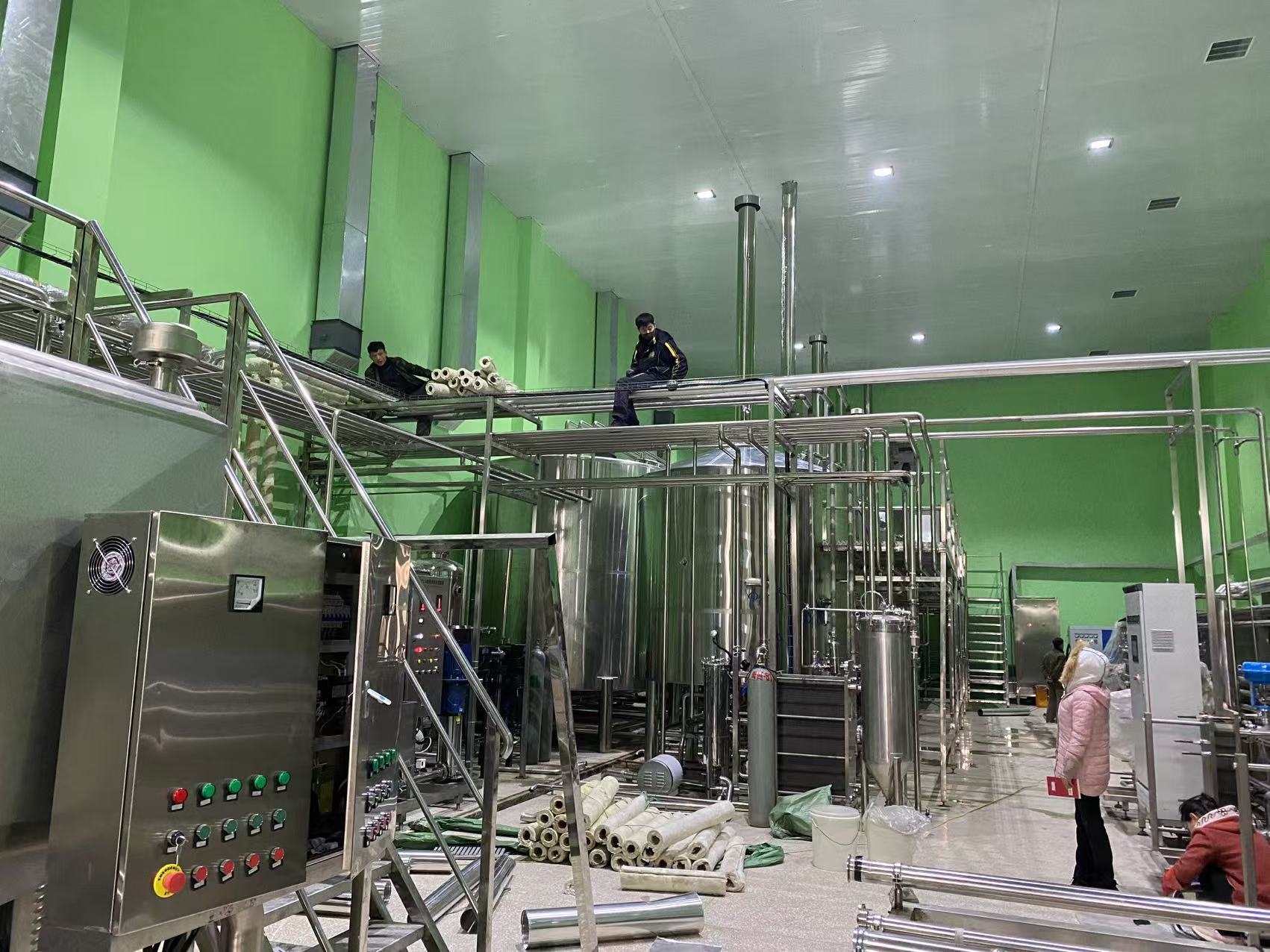 信丰精酿啤酒设备厂—精酿啤酒设备制造：传承工艺与创新科技的交融
